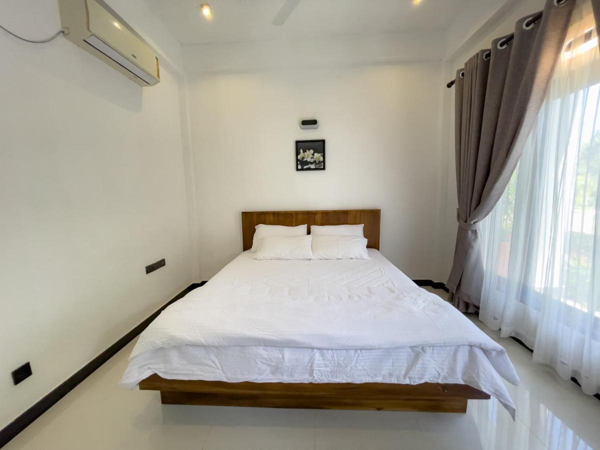 The Reef Resort Nilaveli Kültér fotó