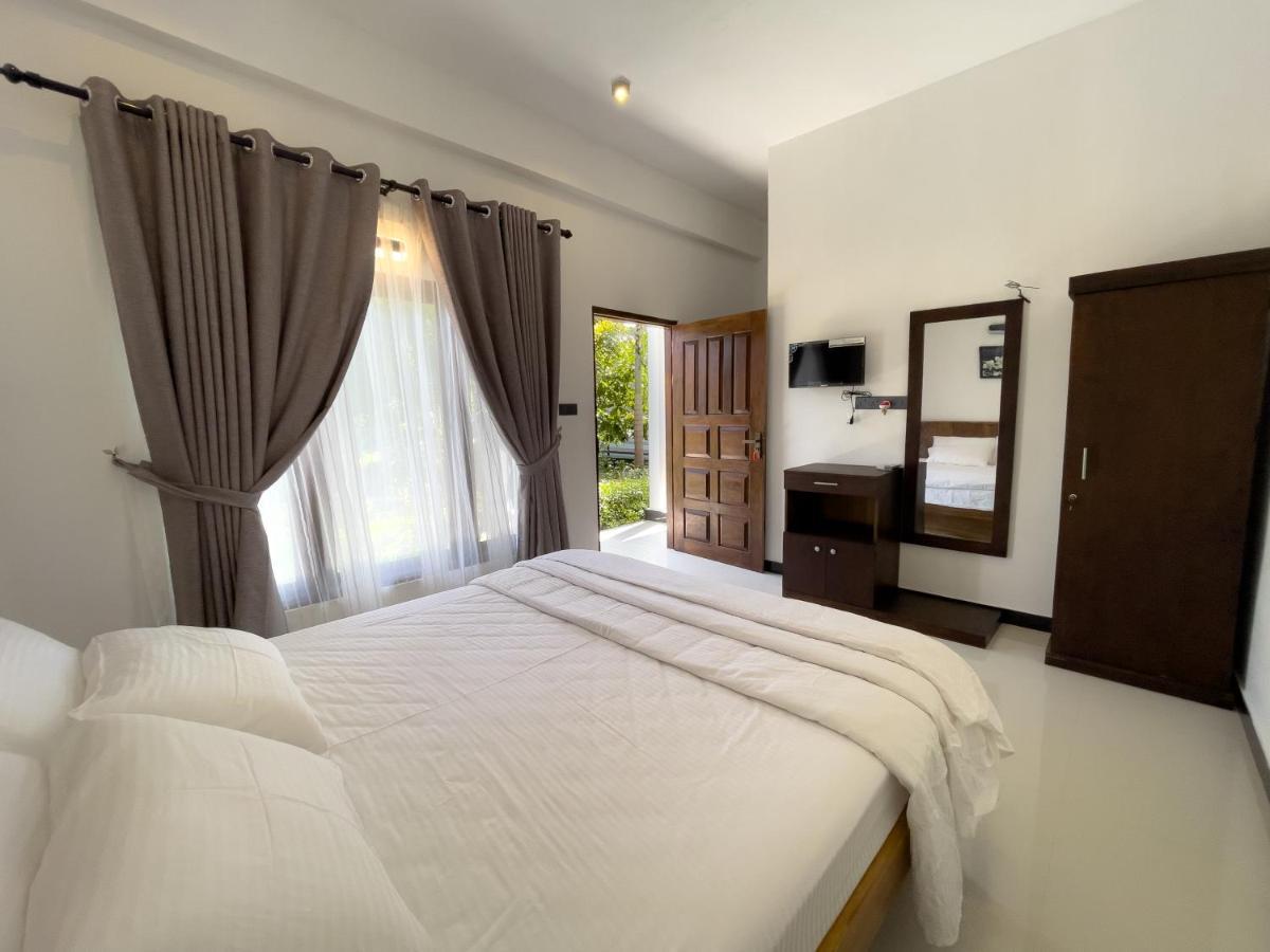 The Reef Resort Nilaveli Kültér fotó
